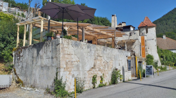 26-LA-BOUCLE-BAR-0.jpg